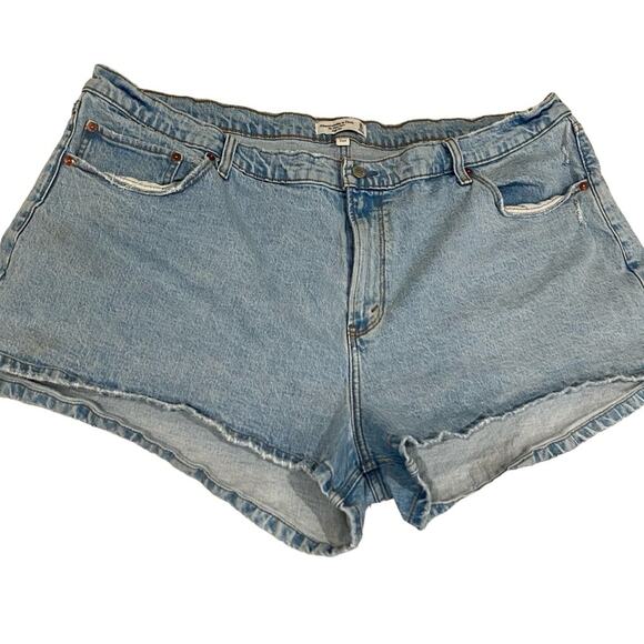 Abercrombie & Fitch Pants - Abercrombie & Fitch Curve Love High Rise Mom Shorts Size 36